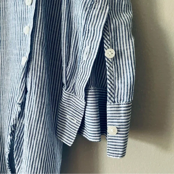 Madewell Side Button Striped Popover Shirt β’ XS β’ Blue and White Stripes - Picture 7 of 13